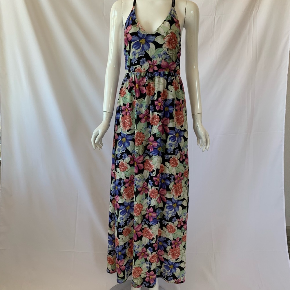 Forever 21 maxi dress size small